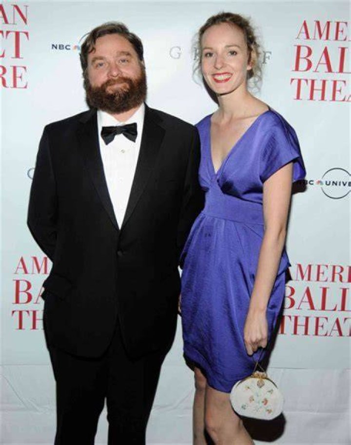 A Glimpse Into Quinn Lundberg’s Life As The Wife of Zach Galifianakis