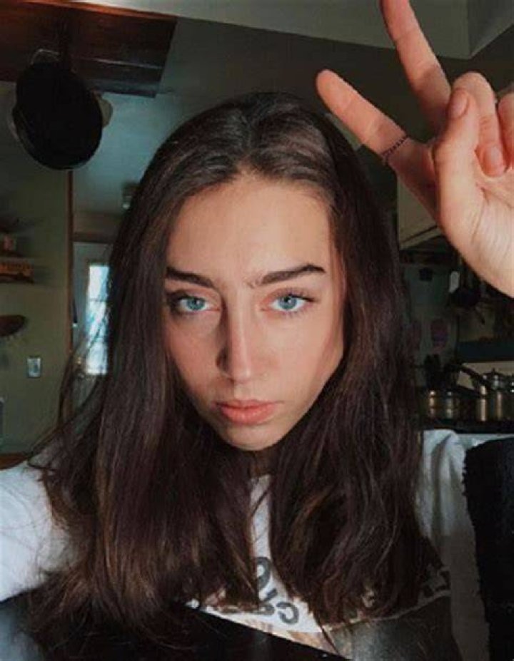 Abbe Lucia Buzzfeed (Starbucks Fires Girl) Instagram, Age, Height, Boyfriend