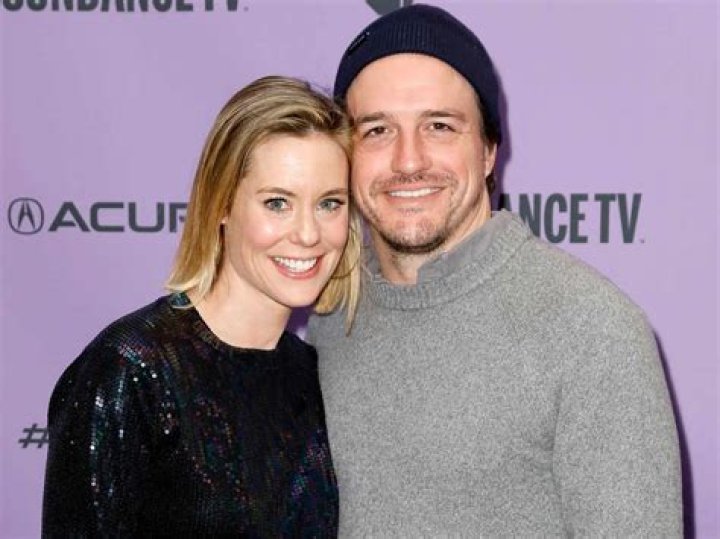 Ashley Williams: Husband, net worth, tattoos, smoking & body measurements