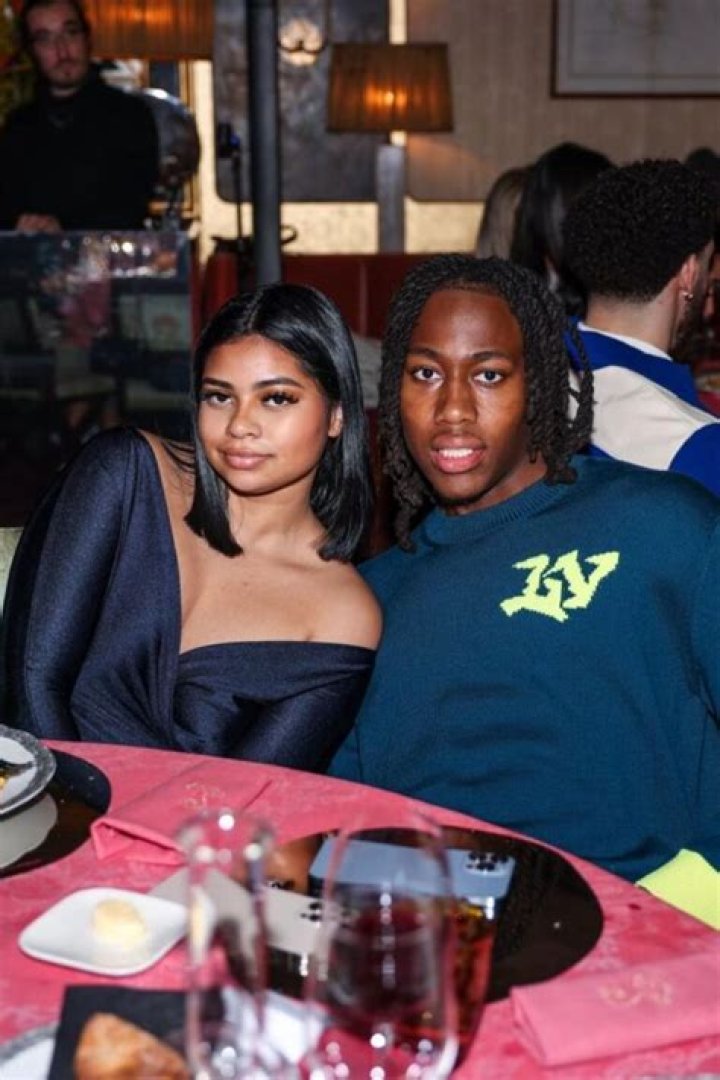 Ayo Dosunmu Family Details: His Girlfriend And Relationships Details
