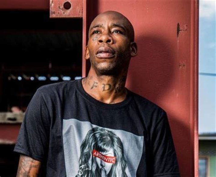 Bang Em Smurf Net Worth, Income, Salary, Earnings, Biography