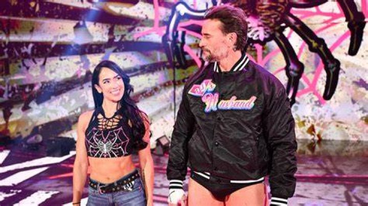 Becky G performs ‘America The Beautiful’ to kick off WrestleMania 39 at SoFi Stadium: Watch