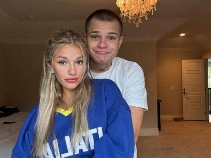 Breckie Hill Boyfriend: Dating History And Relationship