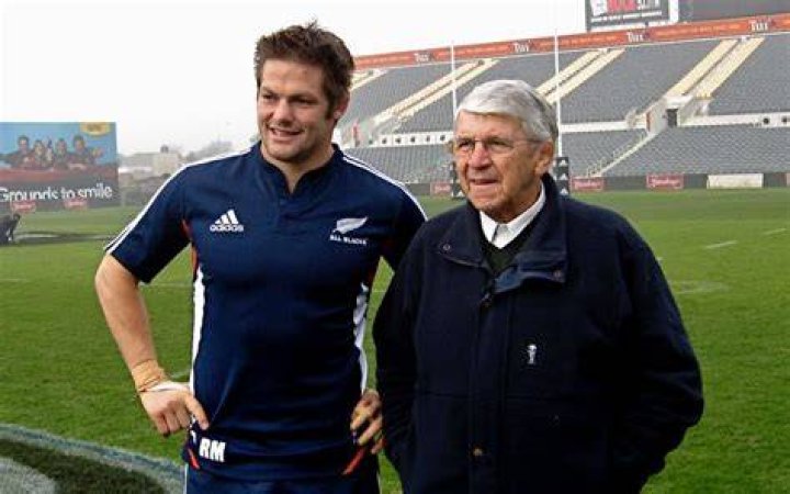 Bruce McCaw’s Net Worth, Biography, Career, Awards, Fact and Life Story