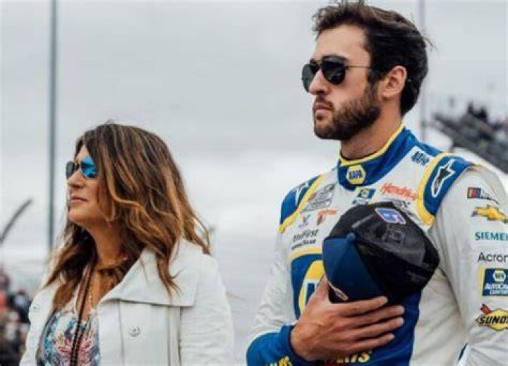 Chase Elliott Bio, Wiki, Age, Height, Girlfriend, Parents, Net Worth, Salary, Wins, Car and Xfinity Series