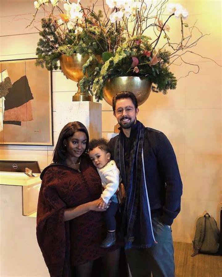 Chelsea Lazkani Bio, Age, Family, Husband, Kids, OG, Selling Sunset, Networth