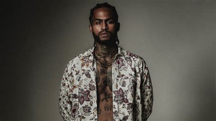 Chuku Modu: dating, net worth, tattoos, smoking & body facts