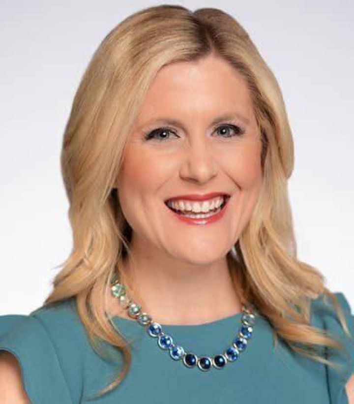 Claire Simms Bio, Wiki, Fox 5 News Age, Husband, Height, Salary and Net Worth