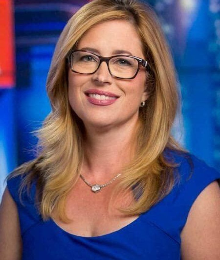 Dana Fowle Bio, Wiki, Age, FOX 5, Family, Husband, Salary, Net Worth and Education