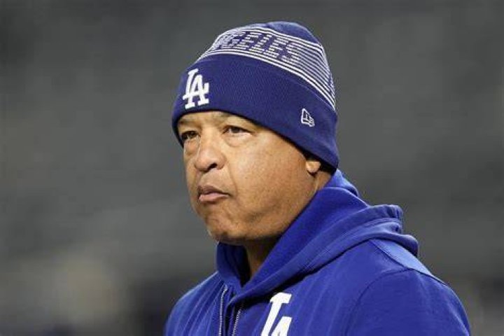 Dave Roberts Salary And Net Worth: How much does Dave Roberts get paid?