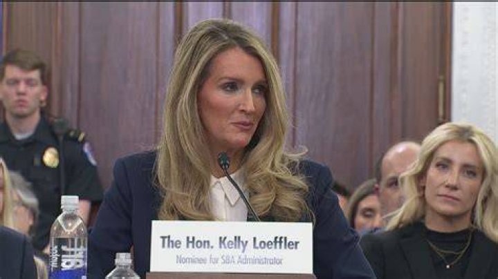 Does Kelly Loeffler Have A Glass Eye? Husband, Children and Eyes Problem