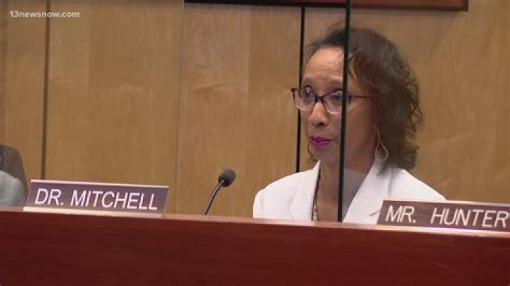 Dr Michelle Lee 90210 Husband: Wikipedia, Biography, Who Is She Married To?
