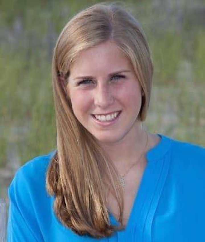 Elizabeth Bowes Gregory Bio, Wiki, Age, Height, Parents, Husband, Career, and Net Worth