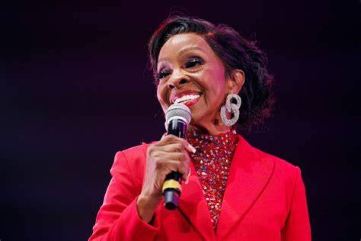 Gladys Knight Biography, Age, Height, Husband, The Pips and Net Worth
