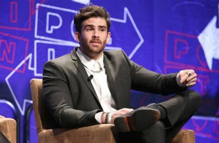Hasan Piker Height and Biography : How Tall Is American vlogger Hasan Piker?