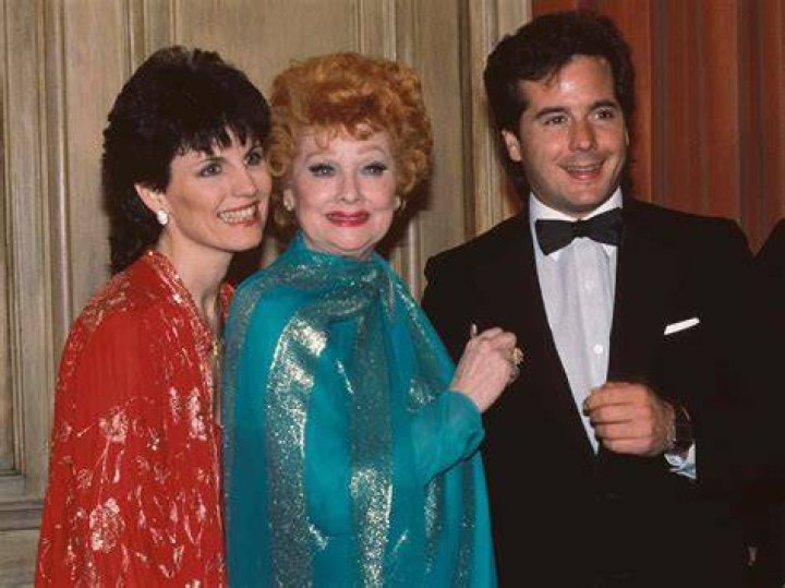 How Much Money Does Lucie Arnaz Make? Latest Lucie Arnaz Net Worth Income Salary