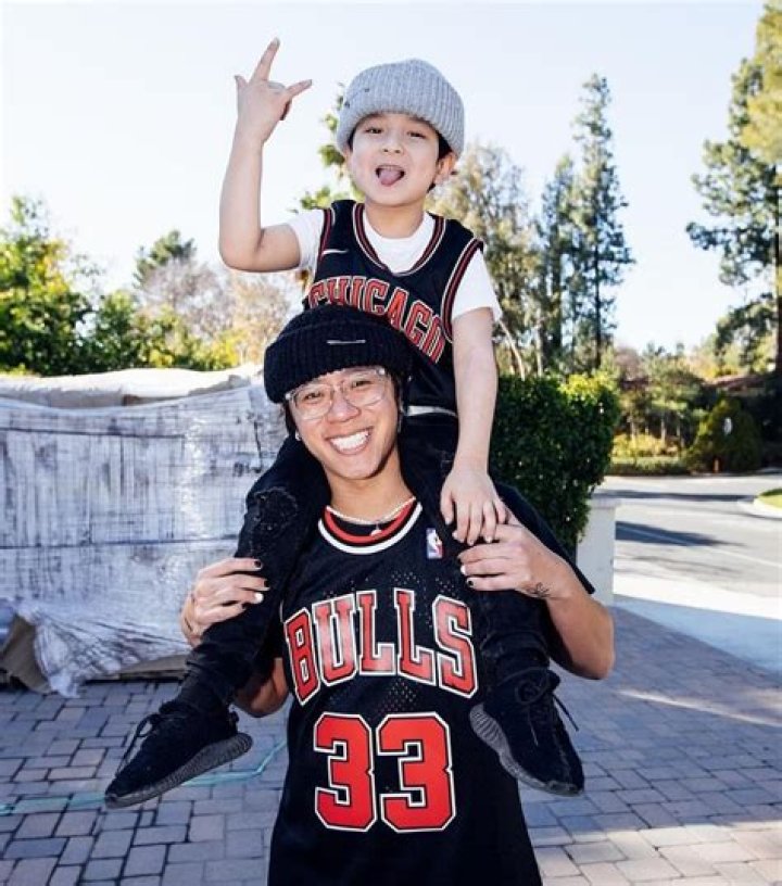 How Old is TikTok’s Justmaiko Little Brother Jonathan Age?