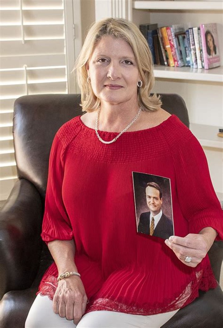 Is Deena Burnett Remarried? Everything On Wife Of Tom Burnett