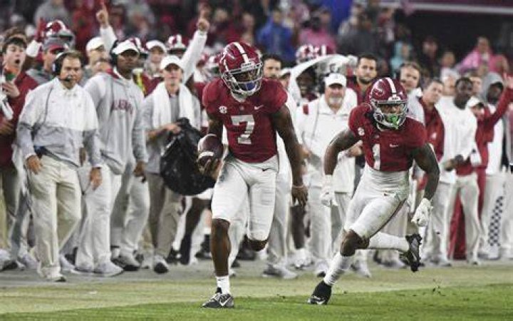 Ja’Corey Brooks Alabama Crimson Tide Wikipedia & Parents Ethnicity, How Old Tall?
