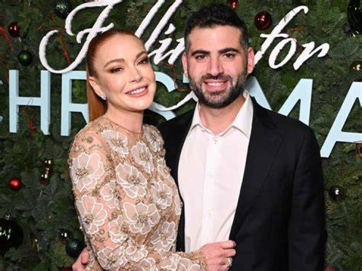 Jamie White: Husband, net worth, tattoos, smoking & body measurements