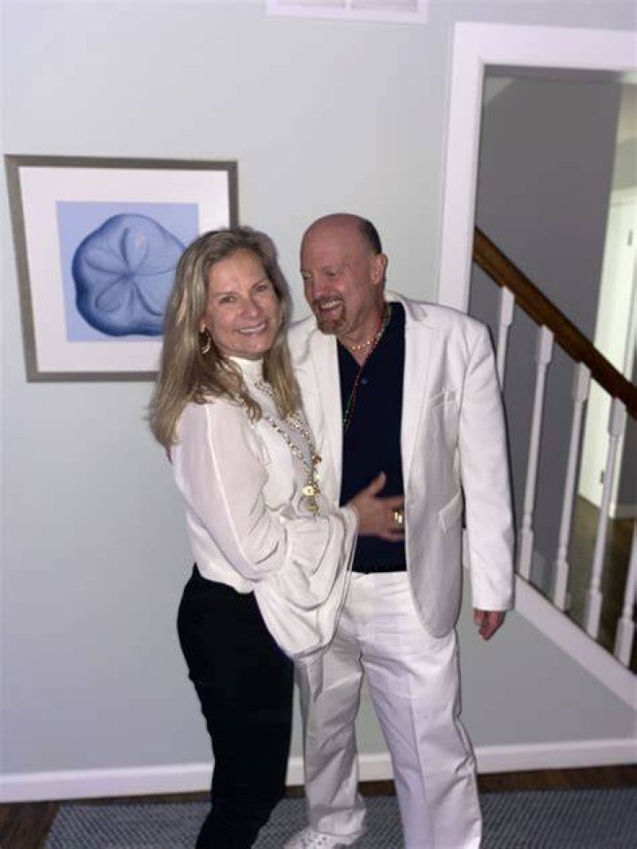 Jim Cramer Biography, Wiki, Age, Height, Ex-Wife, Mad Money, Stock Picks, Net Worth