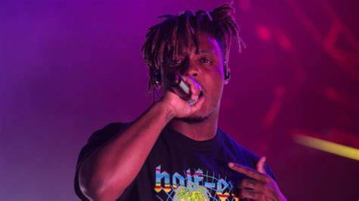 Juice WRLD Bio, Facts, Rapper, Death, Cause of Death, Age, Wiki, Height, Songs, Albums, Tattoo, Awards, Ethnicity, Girlfriend, Parents, Family, Career