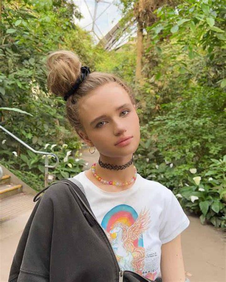 Julia Gisella Height, Weight, Net Worth, Age, Birthday, Wikipedia, Who, Nationality, Biography