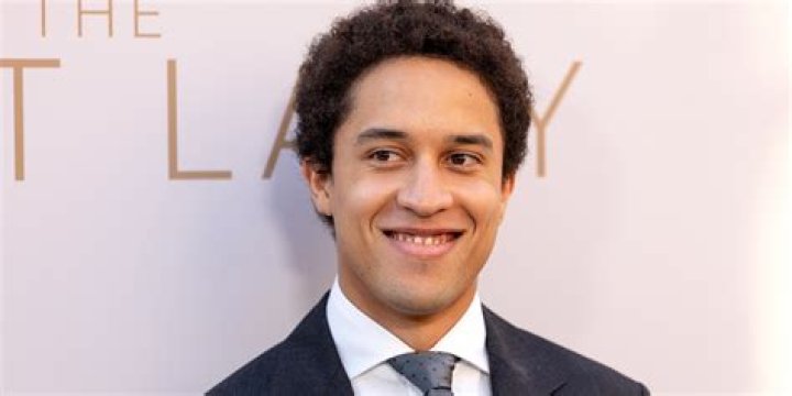 Julian Henry De Niro (Actor) Age, Biography, Wiki, Height, Weight, Girlfriend, Net Worth, Born, Career