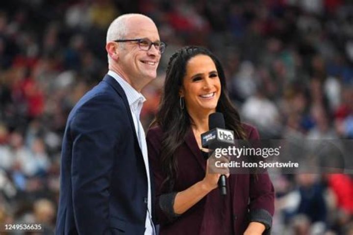 Lauren Shehadi – Bio, Husband & Facts About The American Sportscaster