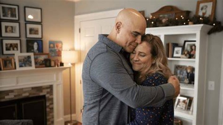 Liz Shanahan, Michael Symon Wife Accident News | Real Or Hoax | Crash Details