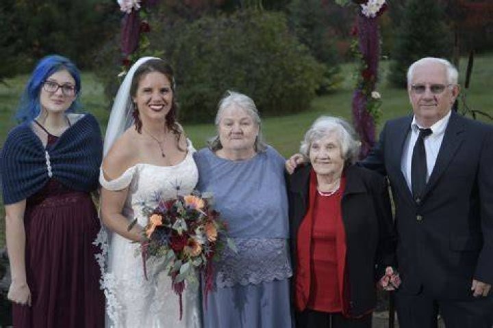 Meet Maine Cabin Masters Star Chase Morrill Wife Sarah Morrill And Family