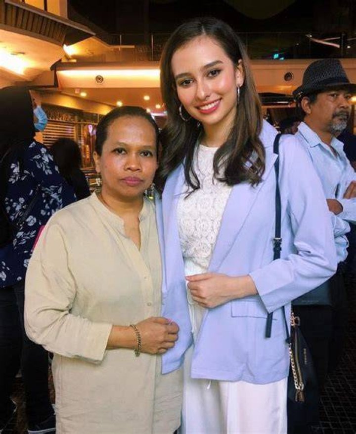 Meet Malaysian Actress Anna Jobling Parents, Her Family Background And Origin Described