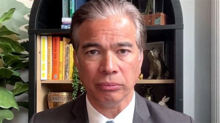 Michael Uvalle Bio, Wiki, Age Wife, Law School, Lawyer, Law Boss, Attorney, Reviews, Net Worth, Commercial, Dallas