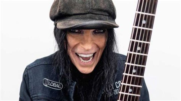 Mick Mars Height, Weight, Net Worth, Age, Birthday, Wikipedia, Who, Nationality, Biography