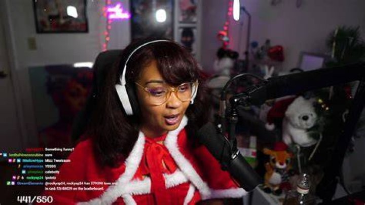 Mizz Twerksum (Youtuber) Wiki, Bio, Age, Height, Weight, Measurements, Dating, Net Worth, Facts
