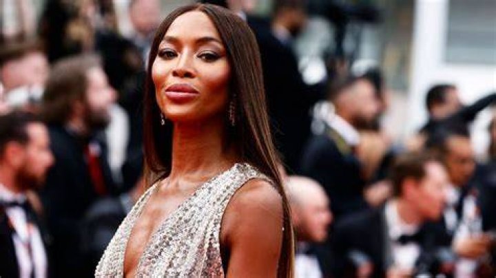 Naomi Campbell: dating, net worth, tattoos, smoking & body measurements