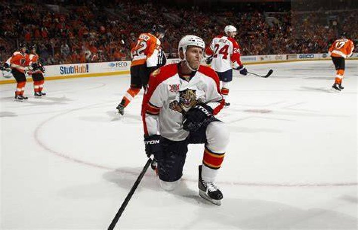 NHL Player Ryan Whitney Career Earnings and Net Worth