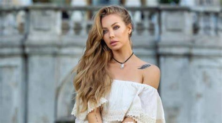 Nicole Aniston Age, Wiki, Biography, Height, Weight, Net Worth