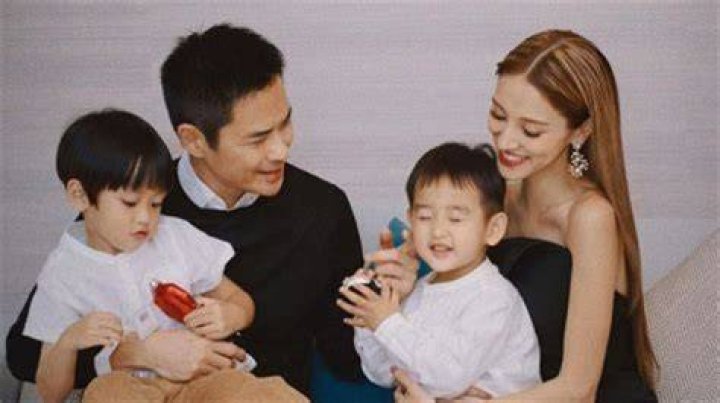 Niki Chow Movies, Height, Instagram, Baby, Kevin Cheng