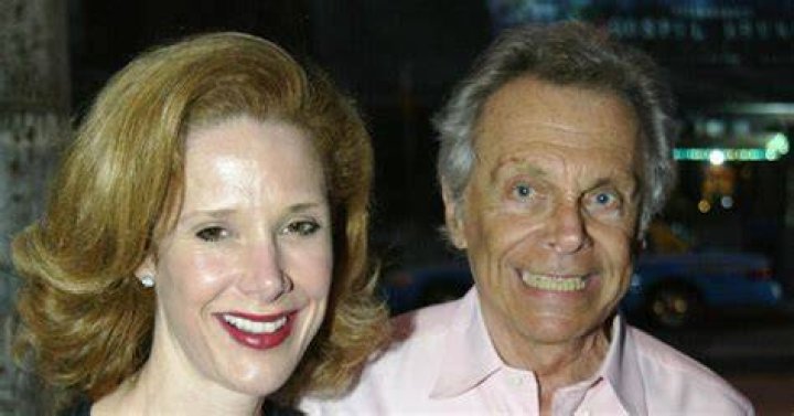 Obituary: Mort Sahl Wife Kenslea Sahl – Net Worth & Death Cause Explored