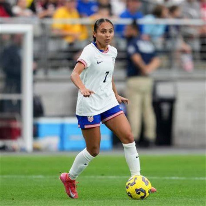 Phallon Tullis-Joyce’s biography, net worth, fact, career, awards and life story