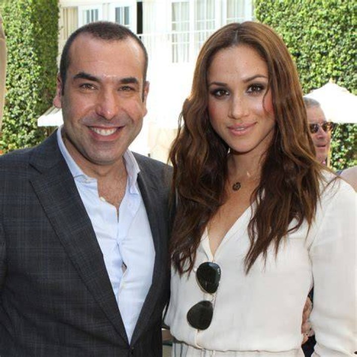 Rick Hoffman Wife, Net Worth, Gay, Height, Son, Bio