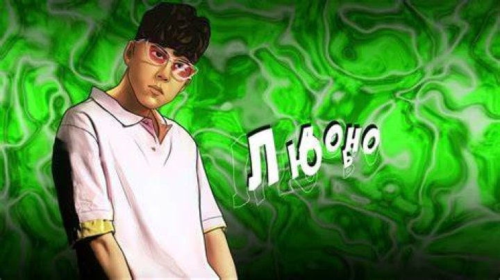 Russian Song “My Head Is Spinning Like A Screw” Tiktok Lyrics, What Does The Translation Mean?