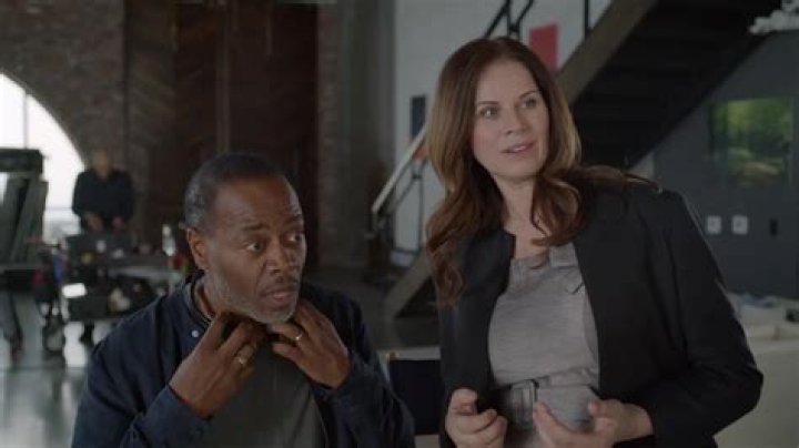 Sharon Taylor Bio, Wiki, Husband, Age, Supernatural, and Net Worth