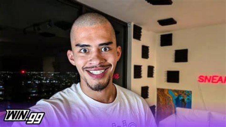 Sneako Real Name, Ethnicity, Banned, Net Worth