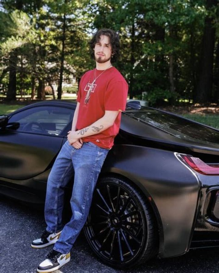 Socksfor1 Age And Net Worth: Who Is YouTuber Socksfor1?