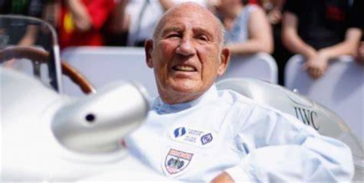 Stirling Moss Wiki, Age, Wife, Children, Net Worth, Cause of Death, Parents, Family, Health and Wives