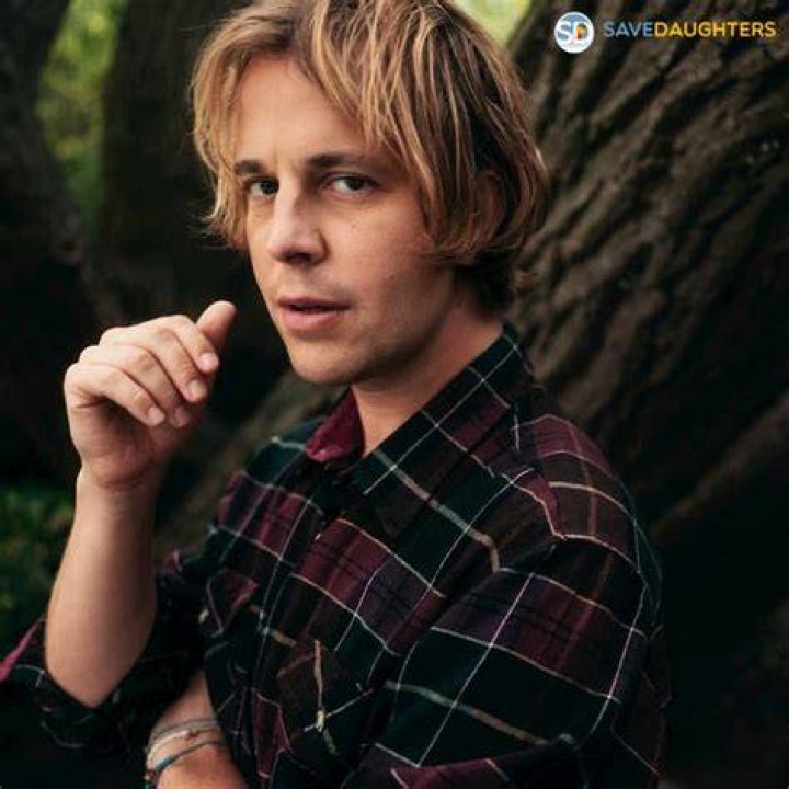 Tom Odell – Net Worth, Age, Wikipedia, Biography, Height, Family