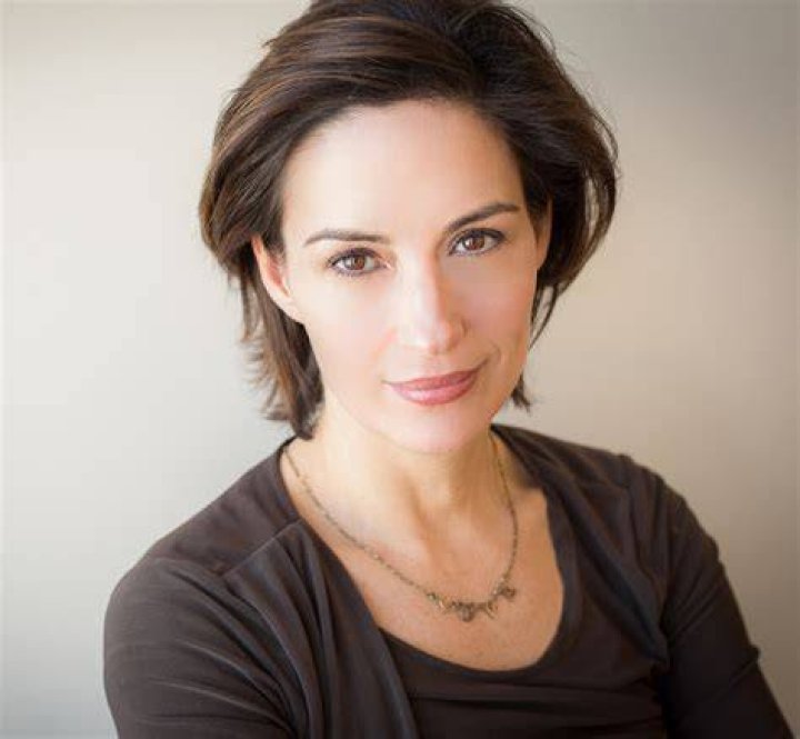 Wendy Moniz’s Net Worth, Biography, Career, Awards, Fact and Life Story
