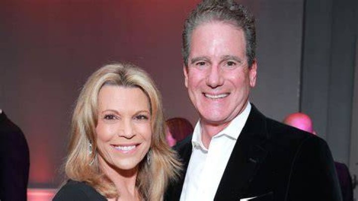 What Is The Age Difference Between Builder John Donaldson And Vanna White? Their Wiki And Net Worth Explored